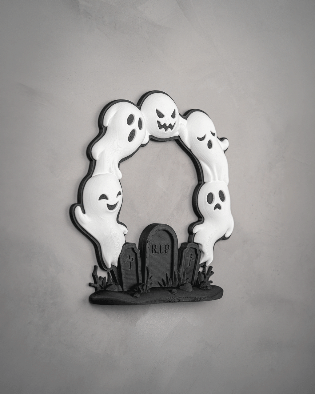 Ghost Arch Wreath – 3D Printed Halloween Ghost & Graveyard Decor