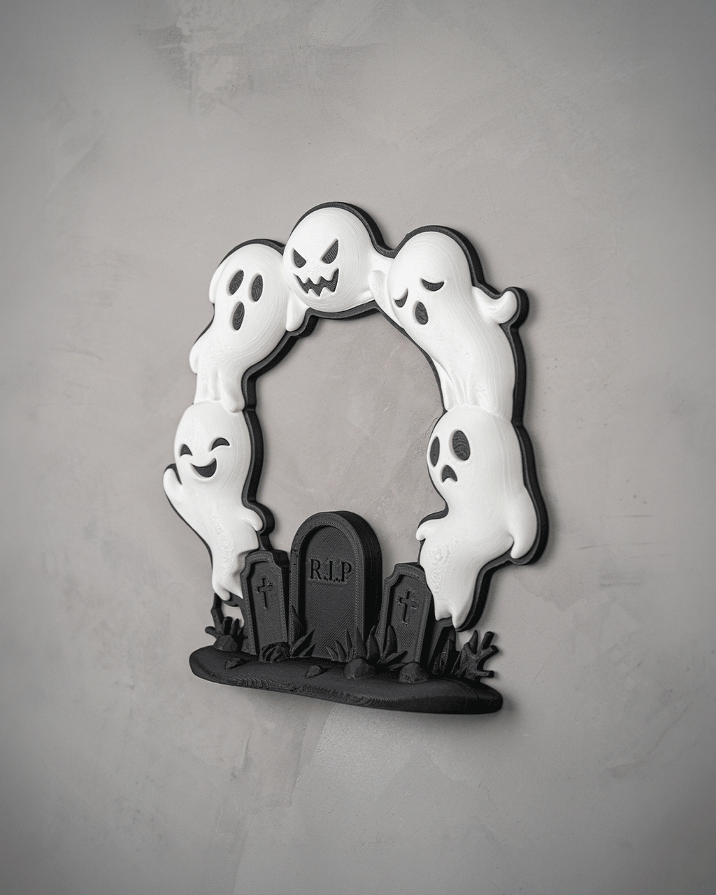 Ghost Arch Wreath – 3D Printed Halloween Ghost & Graveyard Decor