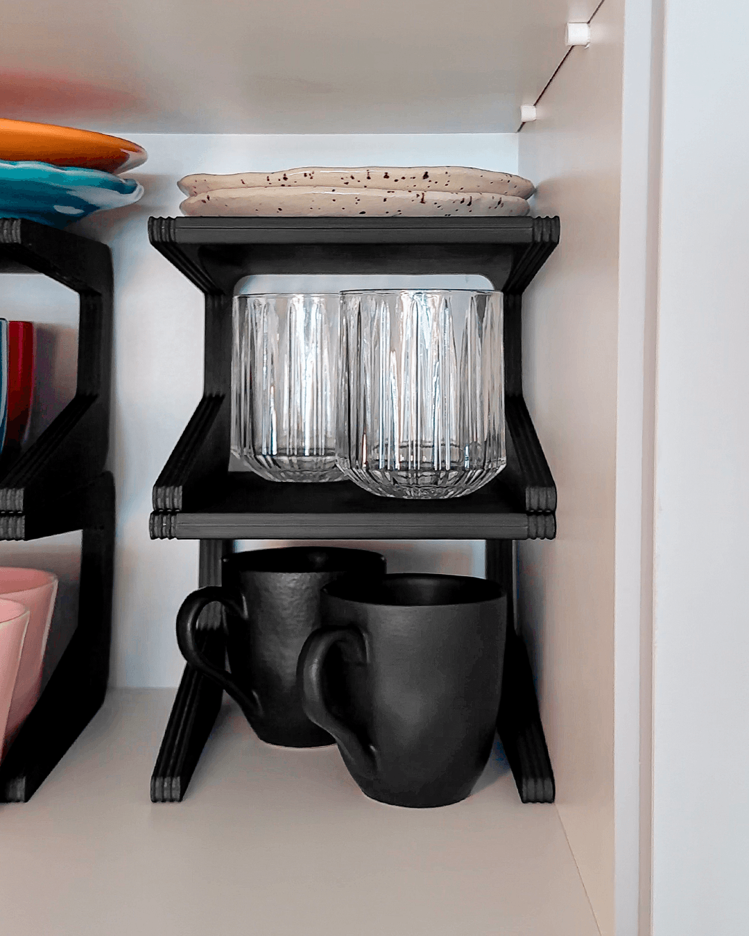 3D Printed Shelf Riser – Cabinet & Pantry Organizer for Mugs, Cups, Plates & More