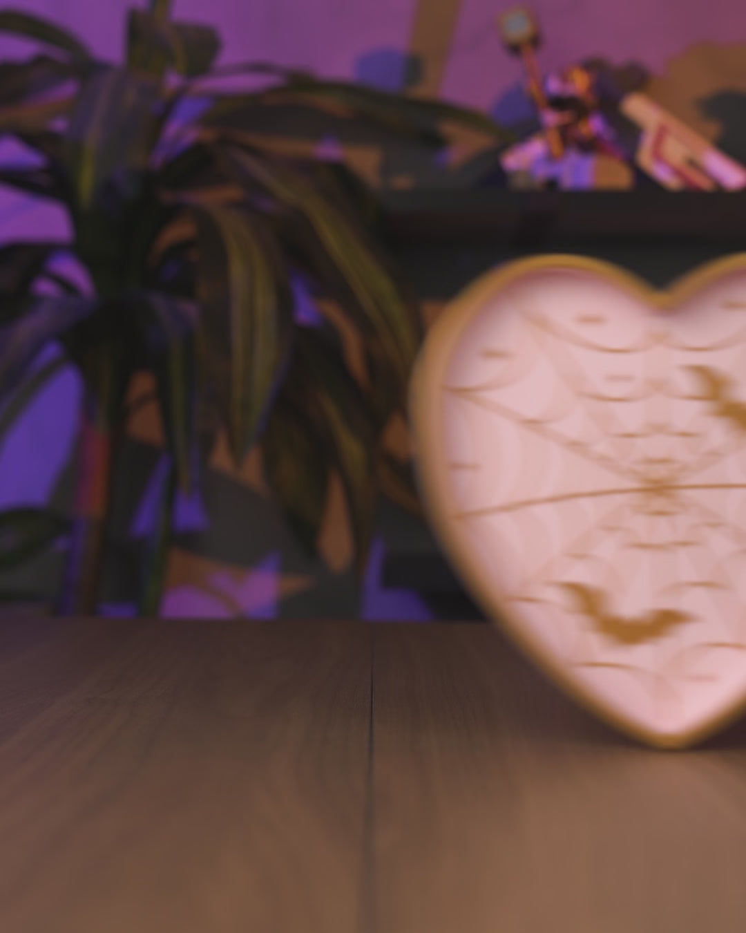 Spiderweb Heart Candy Dish – 3D Printed Halloween Bat & Web Decor